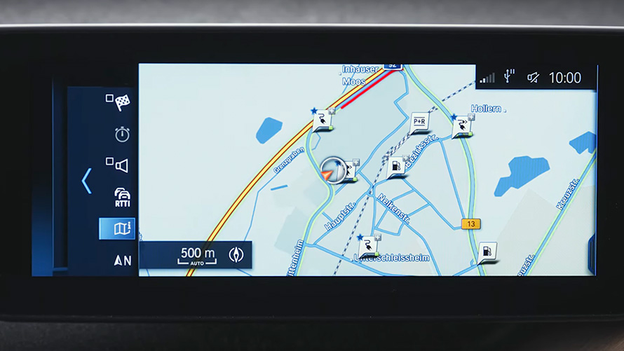 Sistemul de navigaţie al modelelor BMW plug-in hybrid Imagine în prim plan cu sistemul de navigaţie al modelului BMW X5 G05 BMW plug-in hybrid
