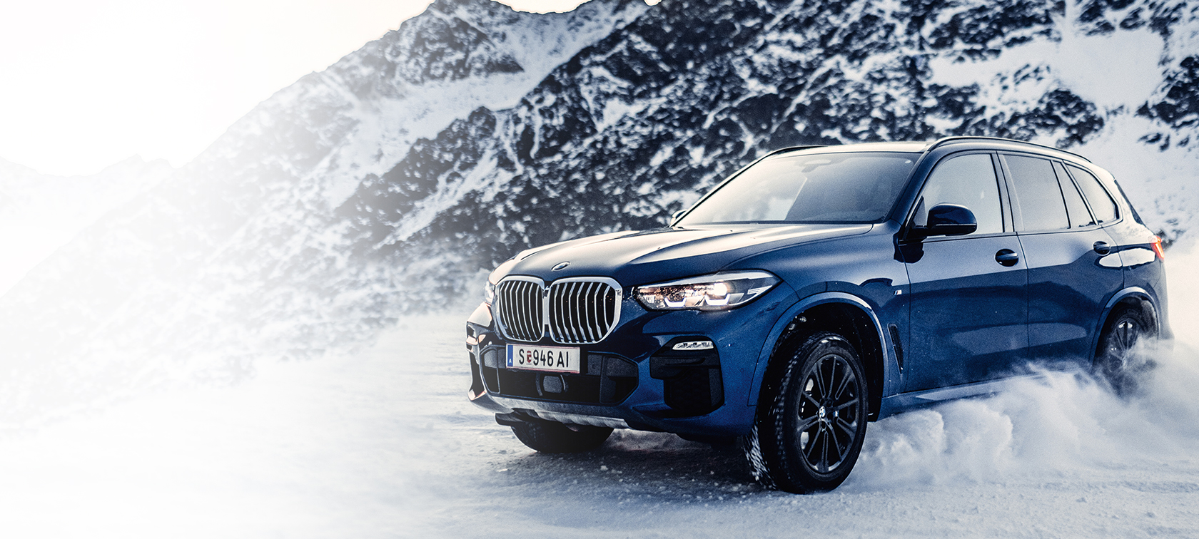 Imagine BMW X5, trei sferturi, faţă Imagine BMW X5, trei sferturi, faţă