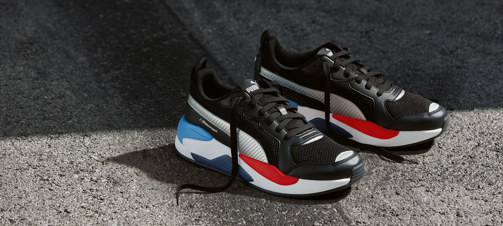 Pantofi sport BMW M Motorsport Puma X-Ray. O imagine cu pantofii sport BMW M Motorsport Puma X-Ray.