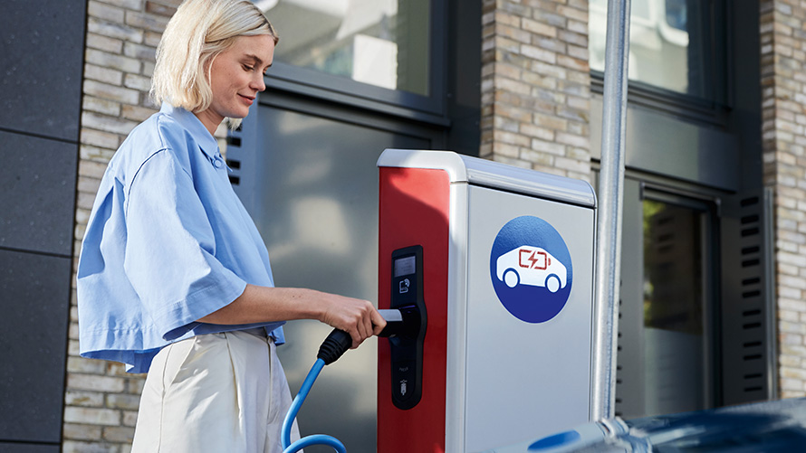 BMW charging solutions BMW charging solutions