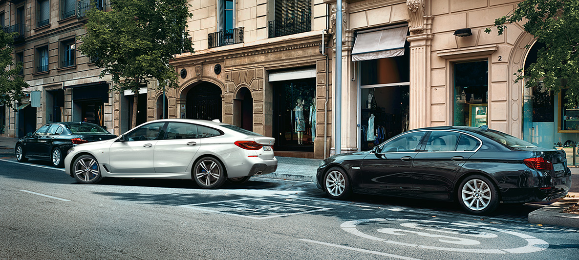 BMW Maps Connected Parking BMW Maps Connected Parking BMW Seria 6 Gran Turismo alb
