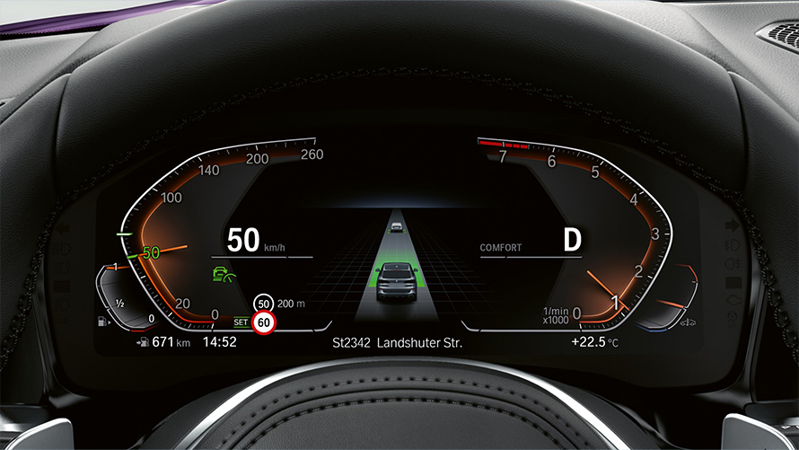 Imagine în prim plan cu Control Display şi Speed Limit Info Remote Software Upgrade Imagine în prim plan cu Control Display şi Speed Limit Info