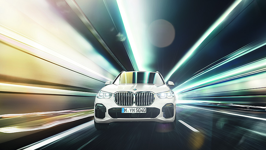 Modul „ECO PRO”, analiza informaţiilor din timpul condusului Toate datele relevante de consum dintr-o privire cu ajutorul analizei informaţiilor din timpul condusului în modul „ECO PRO” al BMW X5.