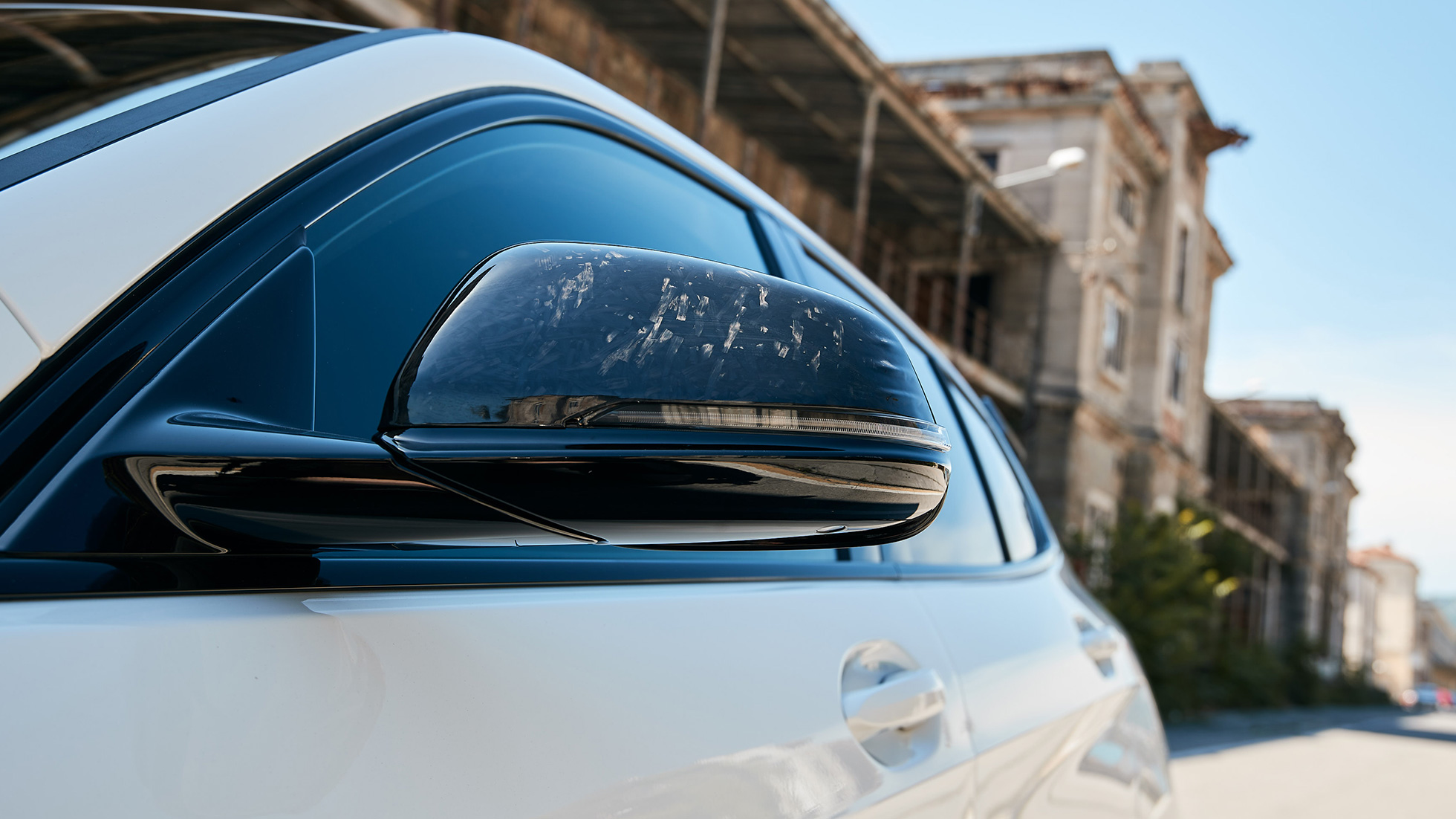 BMW M135i xDrive cu accesorii BMW M Performance, design 05 BMW M135i xDrive cu accesorii BMW M Performance, design 05