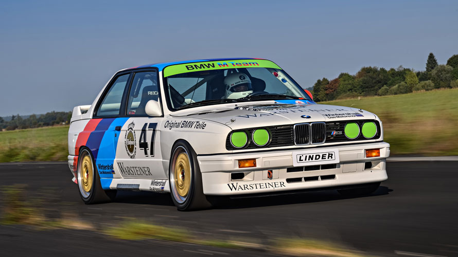 BMW M3, E30. BMW M3, E30.