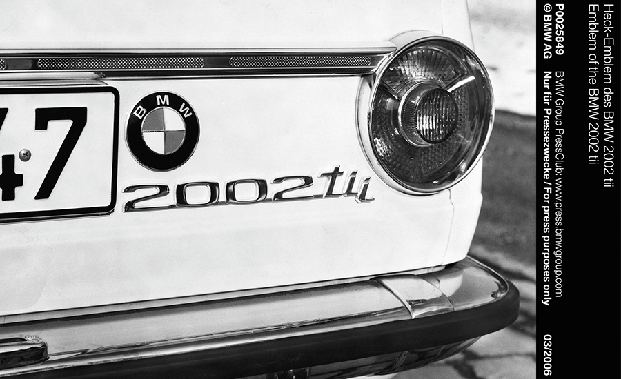 Cărţi despre istoria BMW Cărţi despre istoria BMW