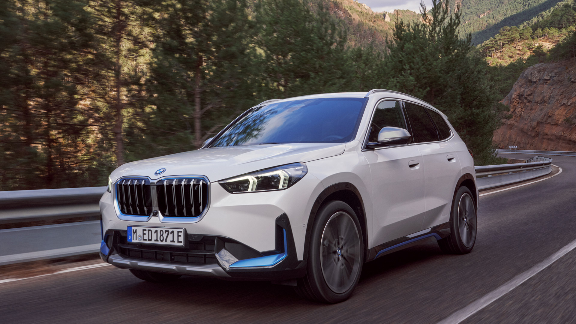 BMW X1.